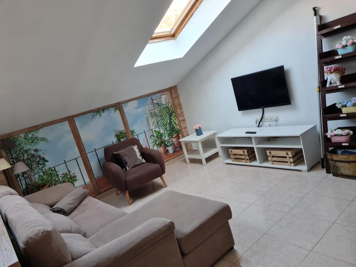 Apartmán Vtz El Balcon De Rey Alfonso V Zaragoza Exteriér fotografie